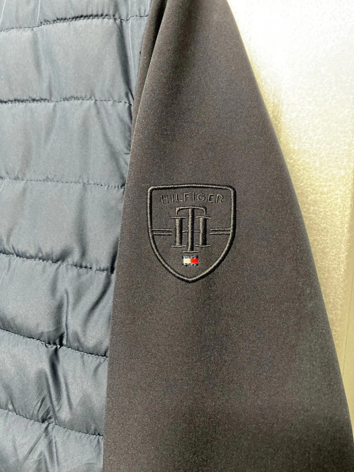 Tommy Hilfiger Puffer jacket Blue small