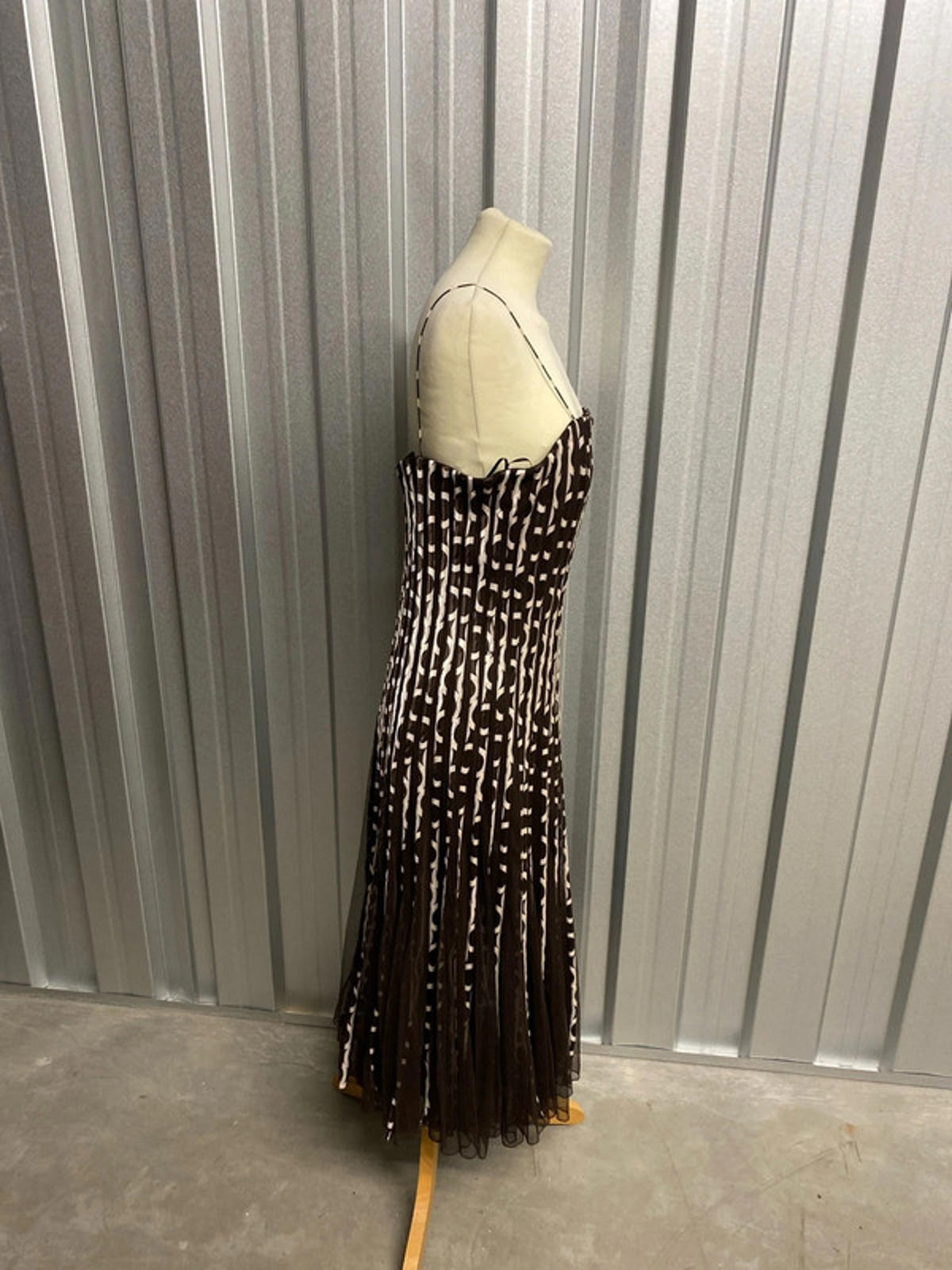 Phase eight size 14 party dress