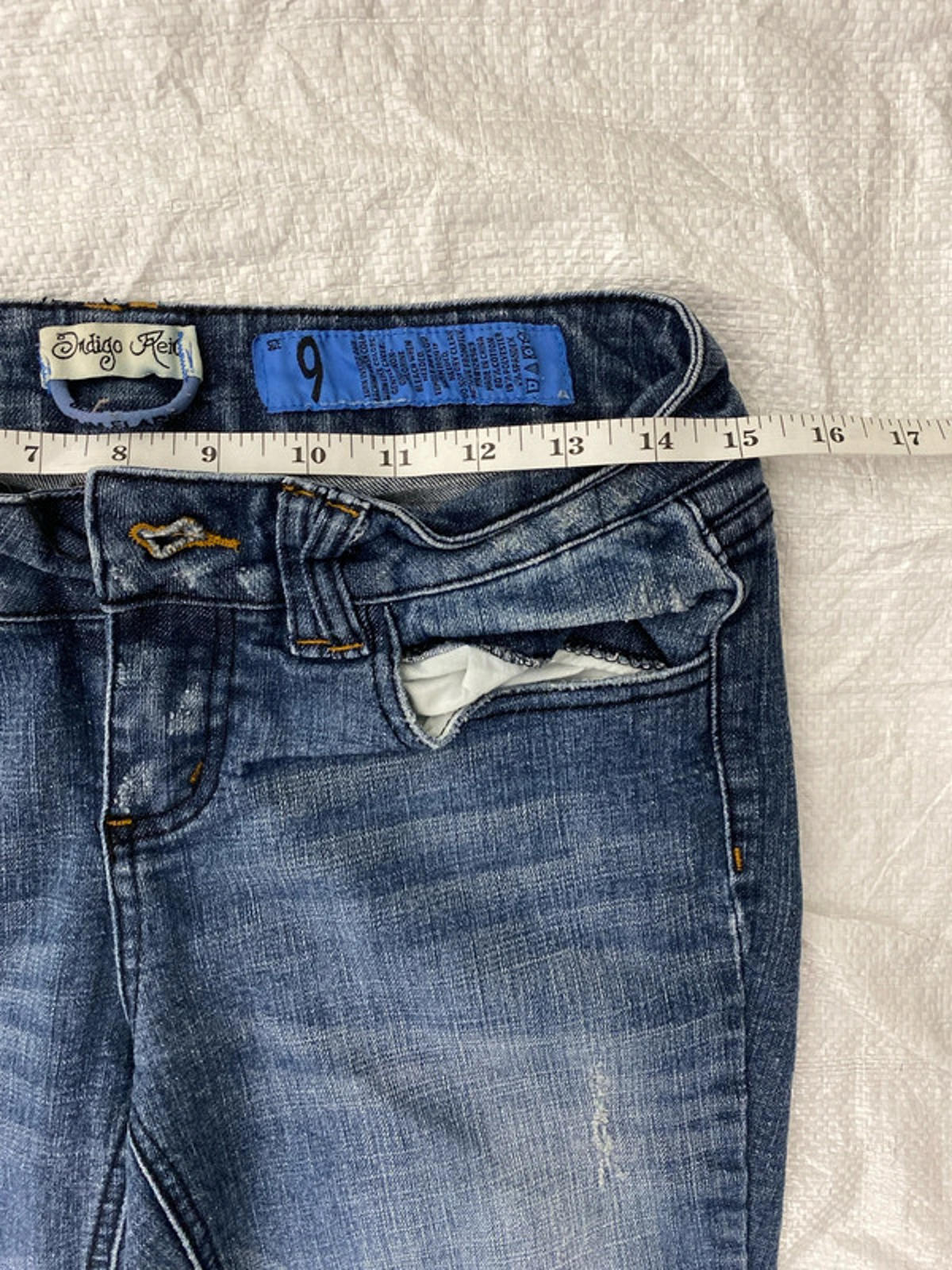 Indigo Rein size 9 slim flared jeans Y2K