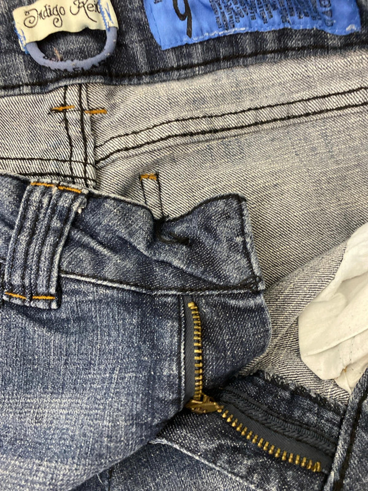 Indigo Rein size 9 slim flared jeans Y2K