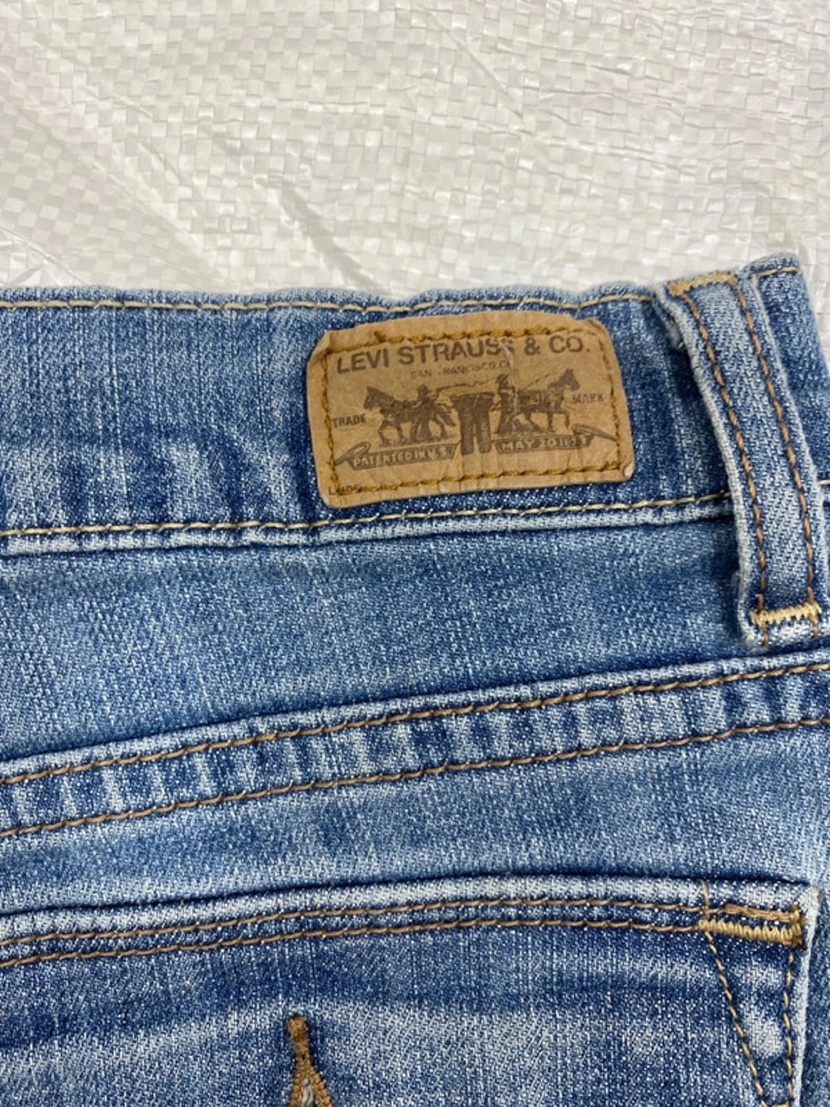 Levi’s Strauss 512 boot cut jeans 8