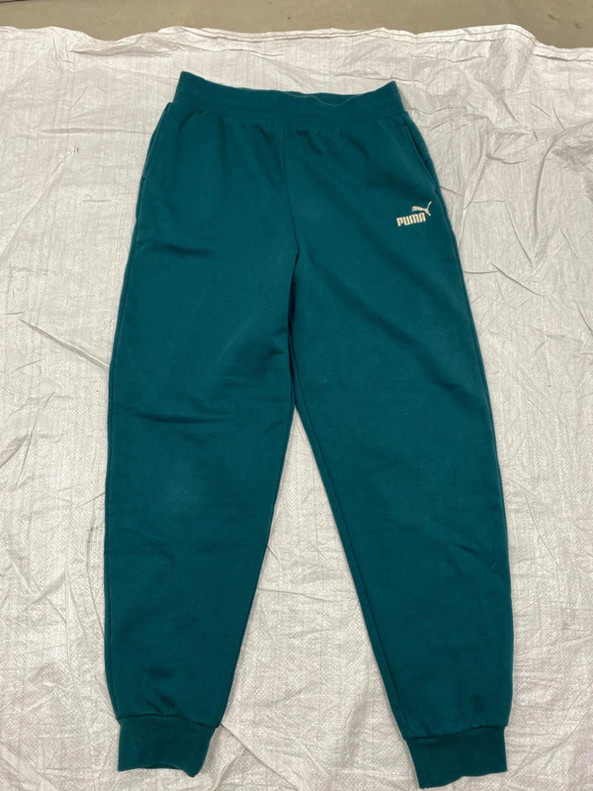 Puma medium mens joggers jade green