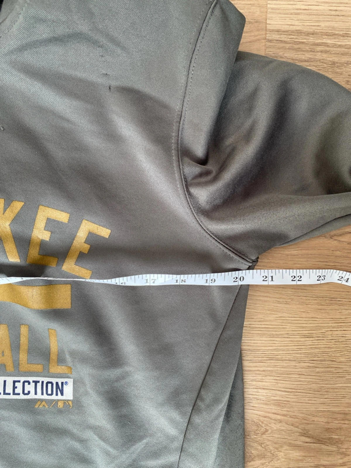 Majestic Baseball authentic hoodie xl taupe colour