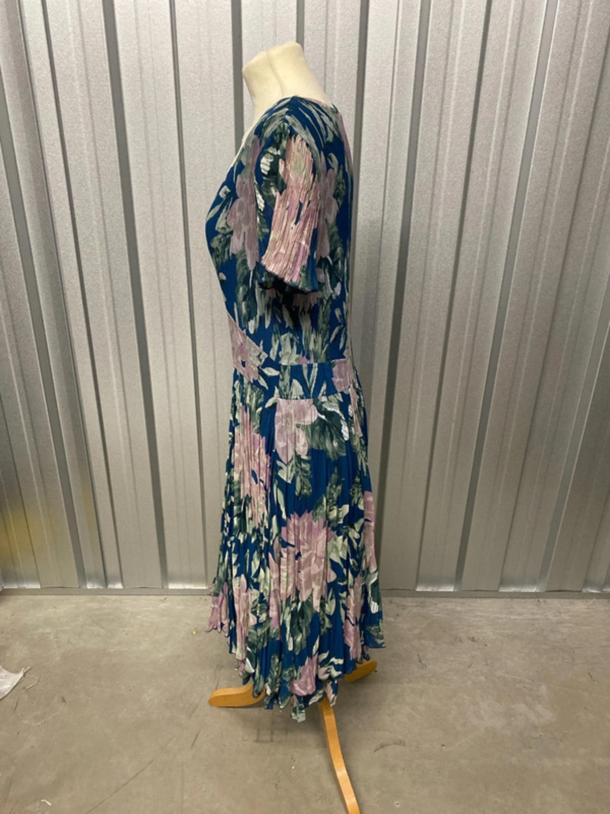 East floral Dress size 14