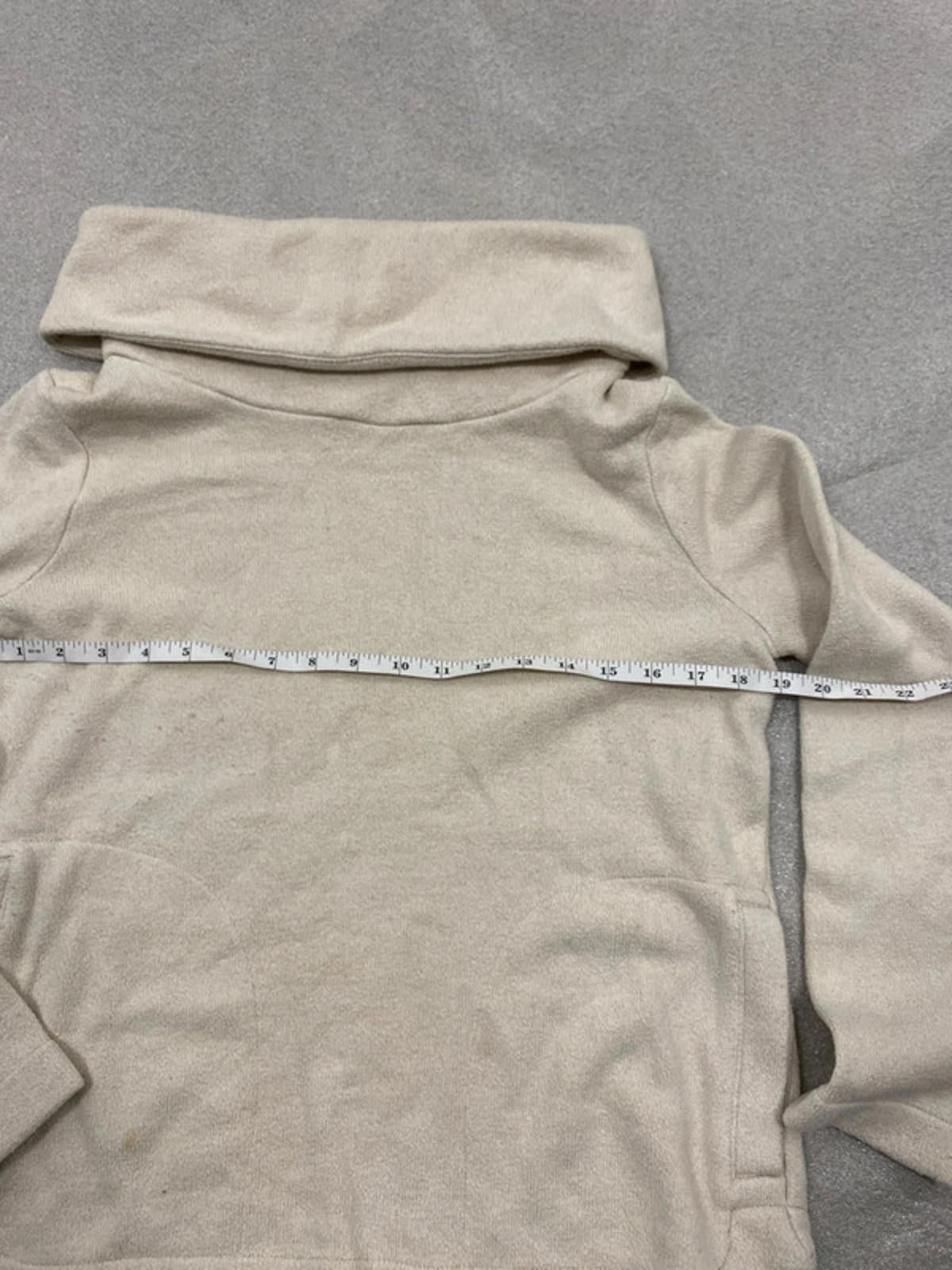 Tommy Hilfiger soft sweater small cream