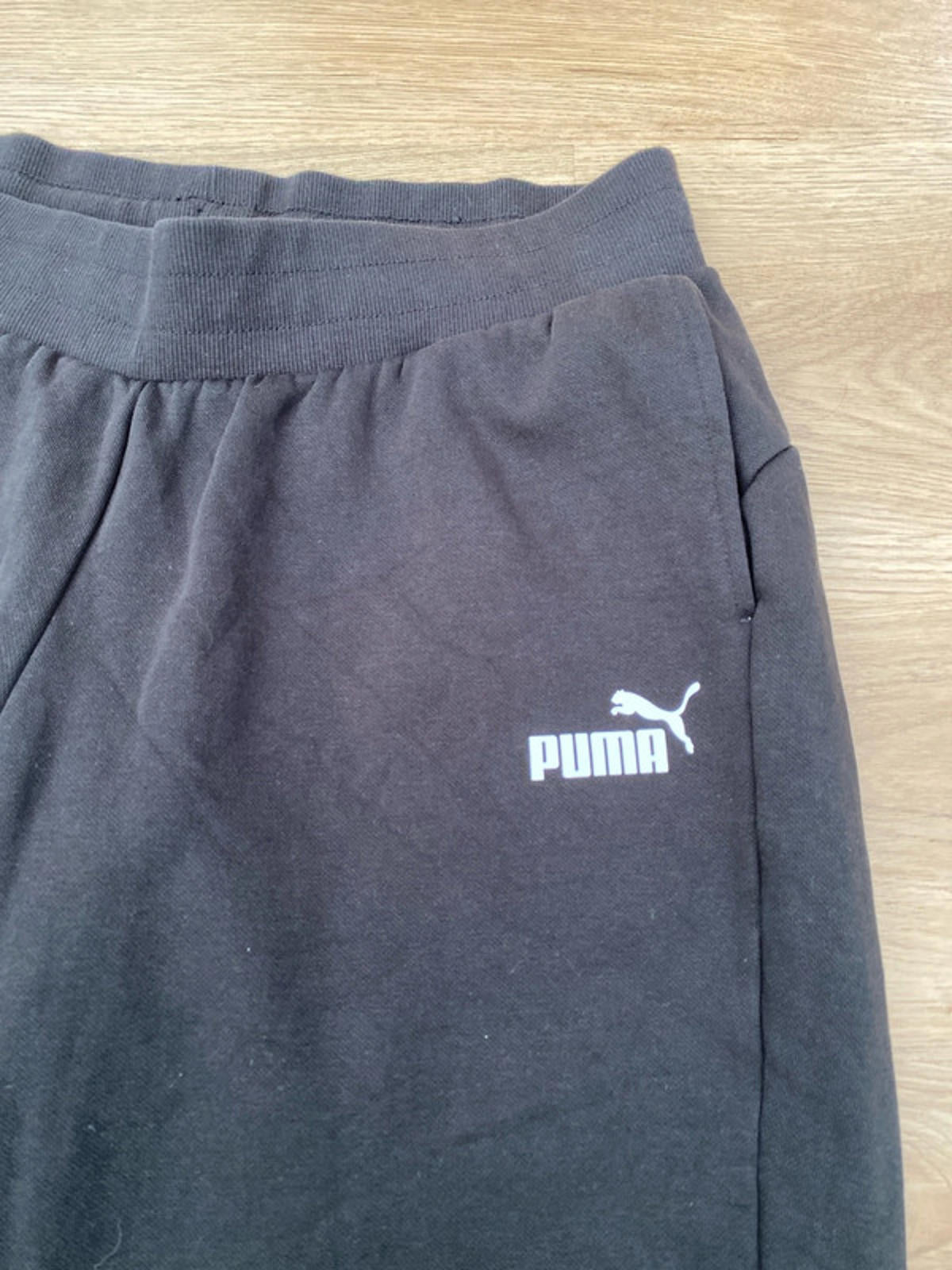 Puma joggers black large