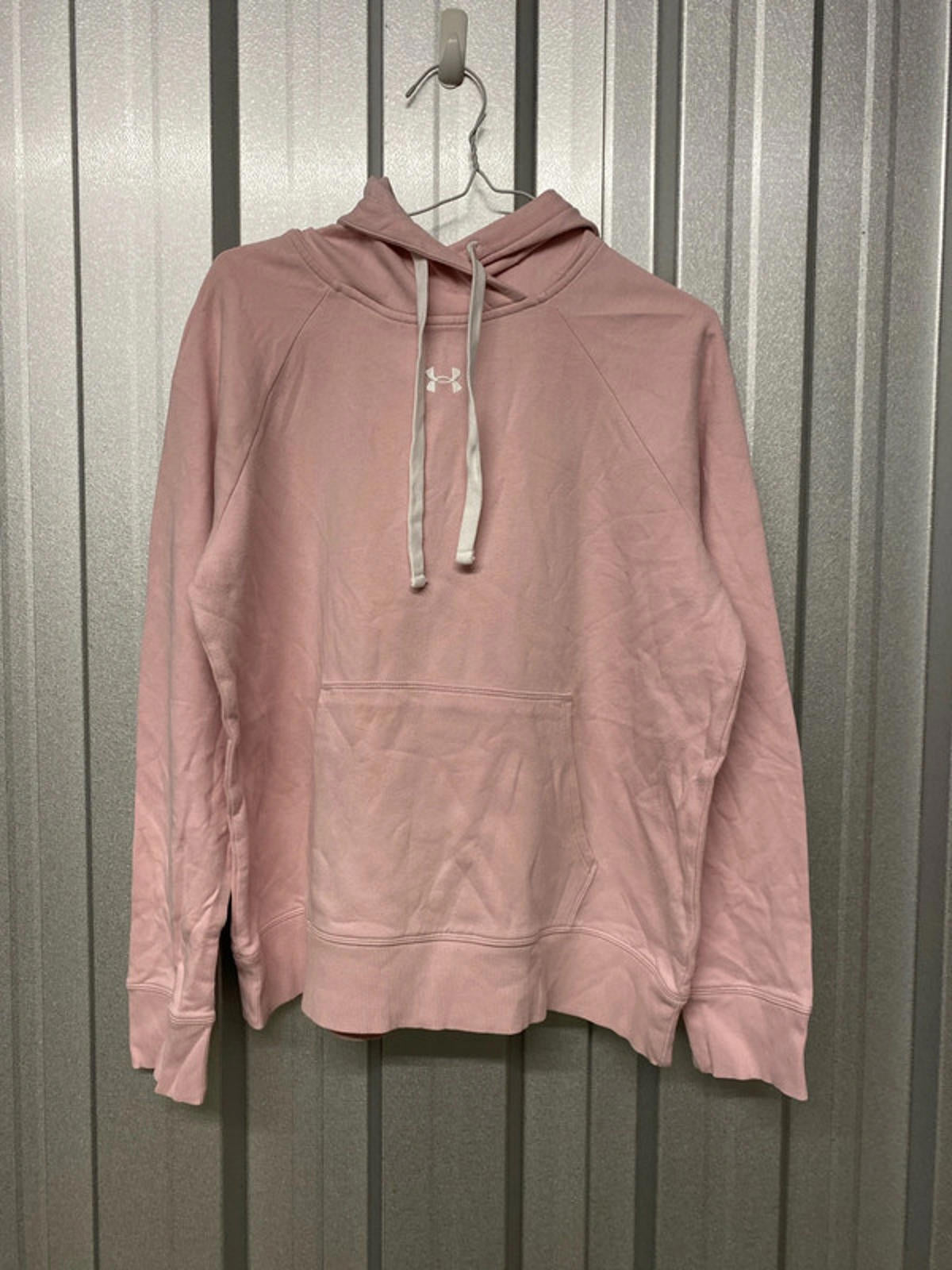 Under Armour Rose pink hoodie medium