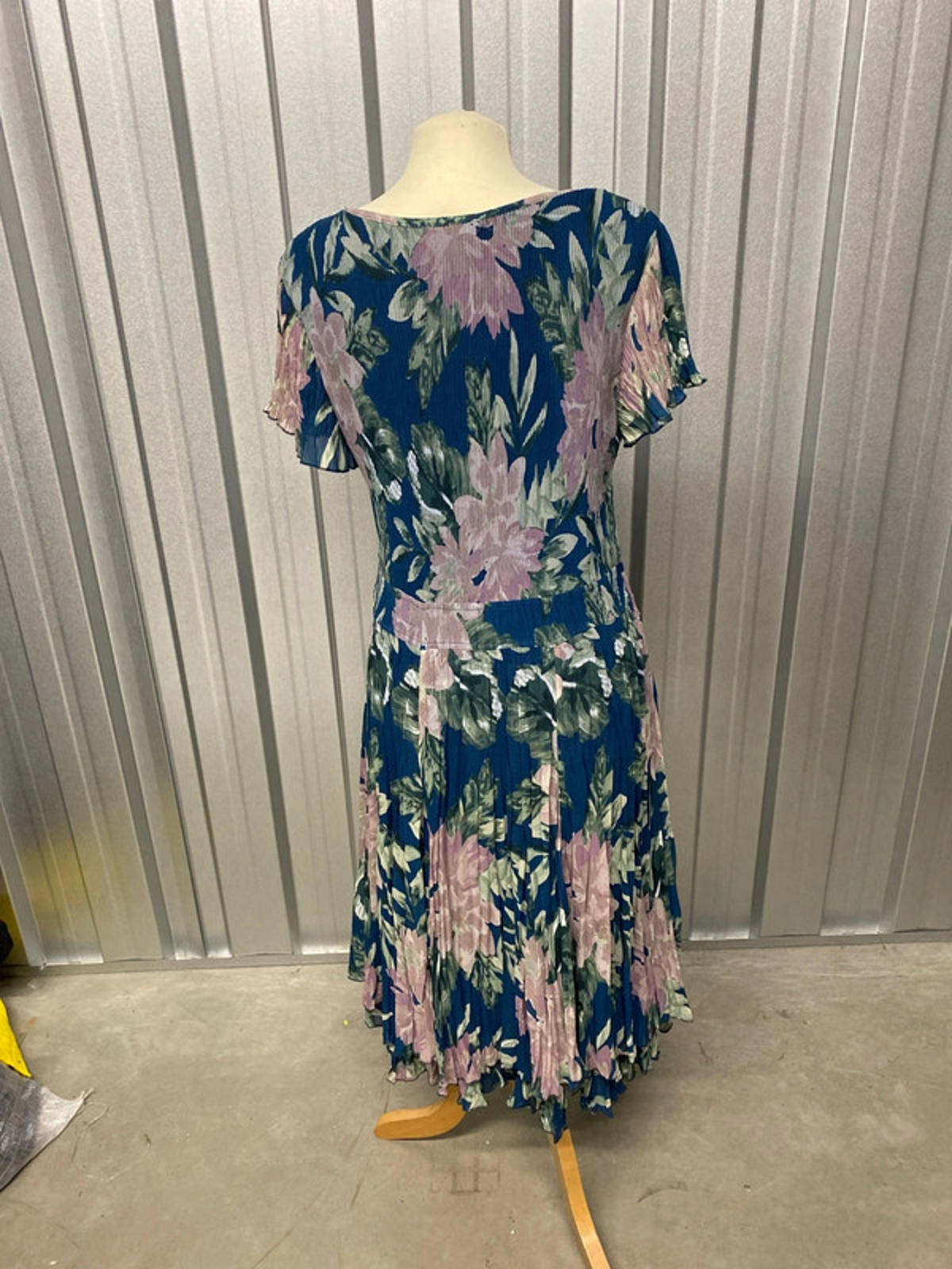 East floral Dress size 14