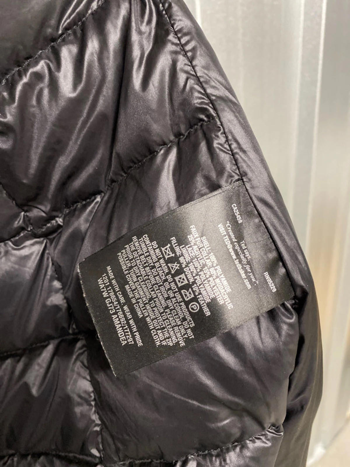 Ted Baker puffer coat  size 0 T Black