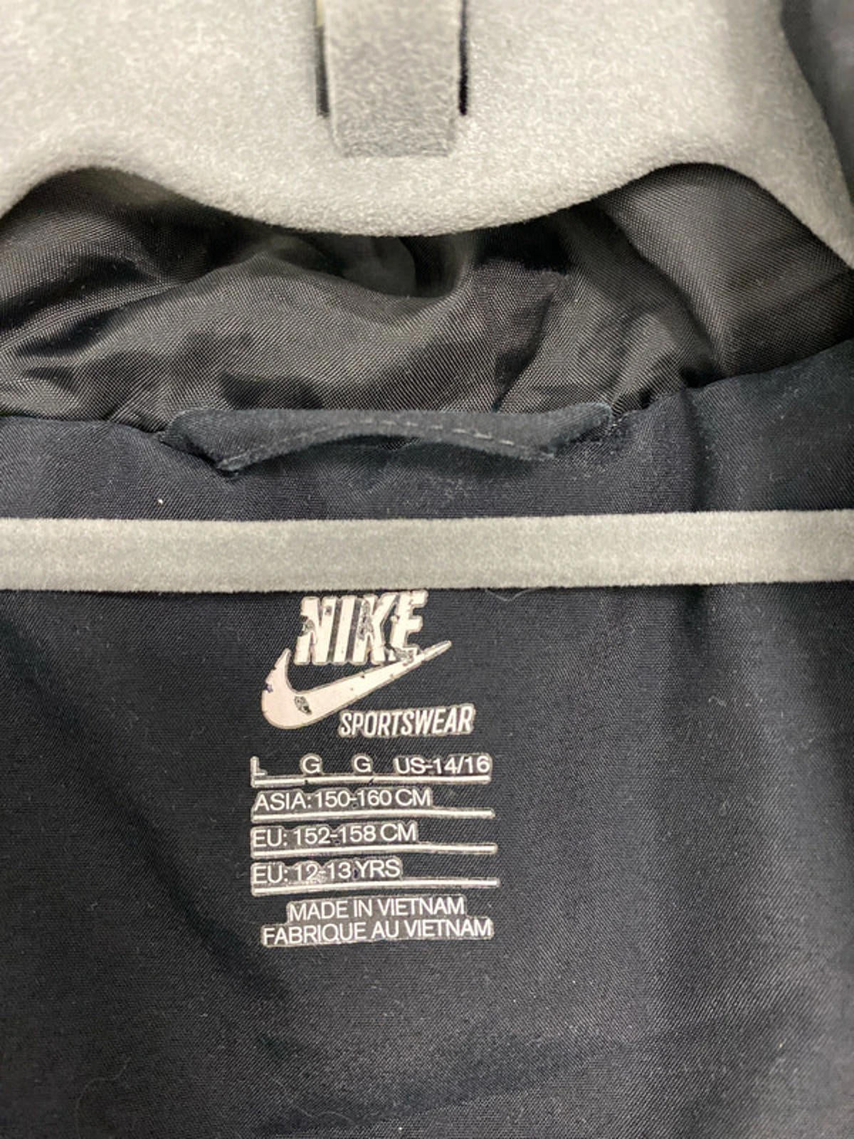 Nike Large Boys Hooded  Coat black