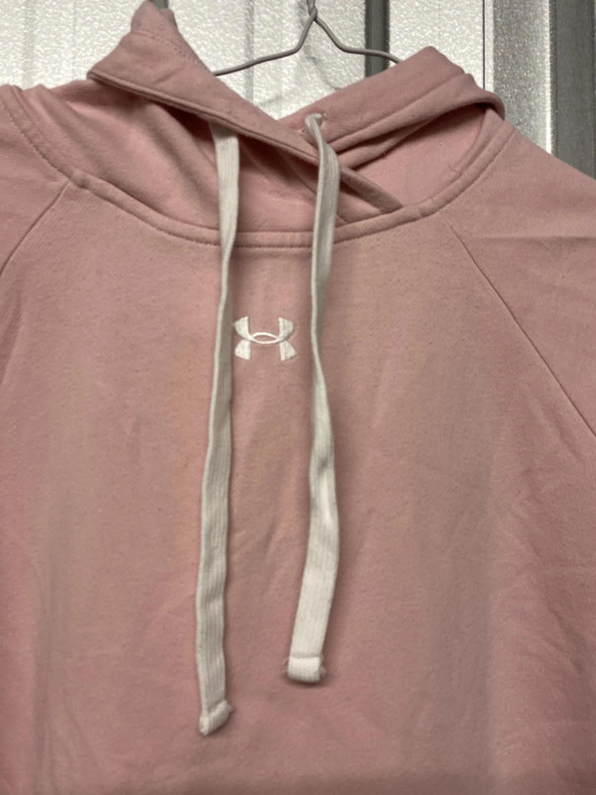 Under Armour Rose pink hoodie medium