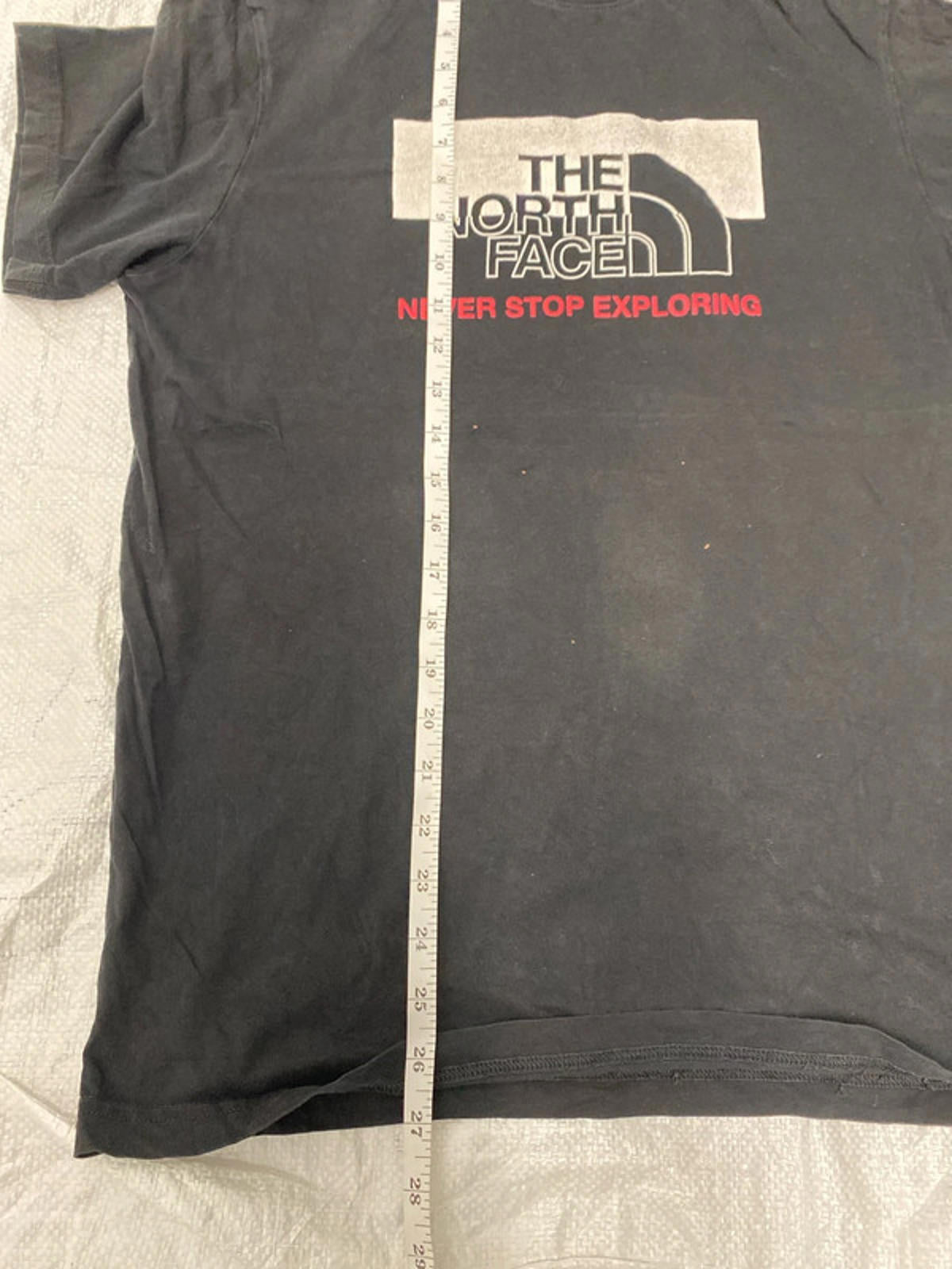 The North Face T shirt. Black. Medium