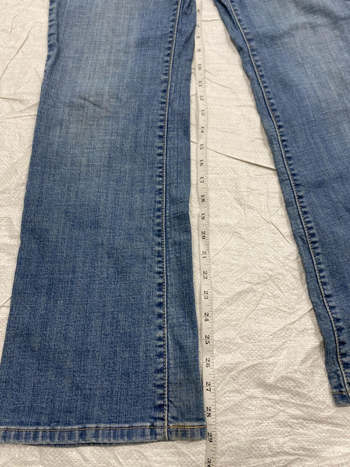 Levi’s Strauss 512 boot cut jeans 8