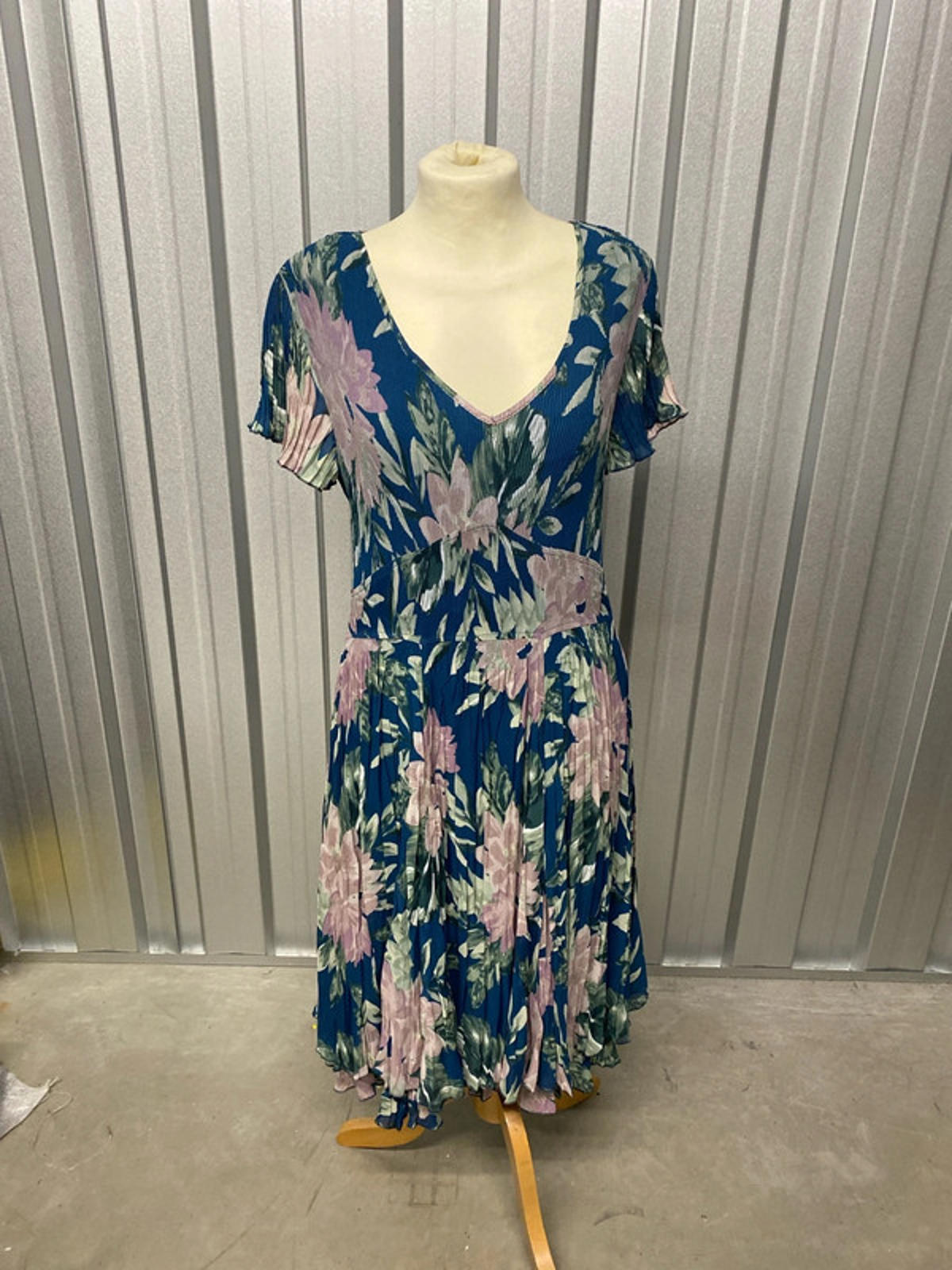 East floral Dress size 14