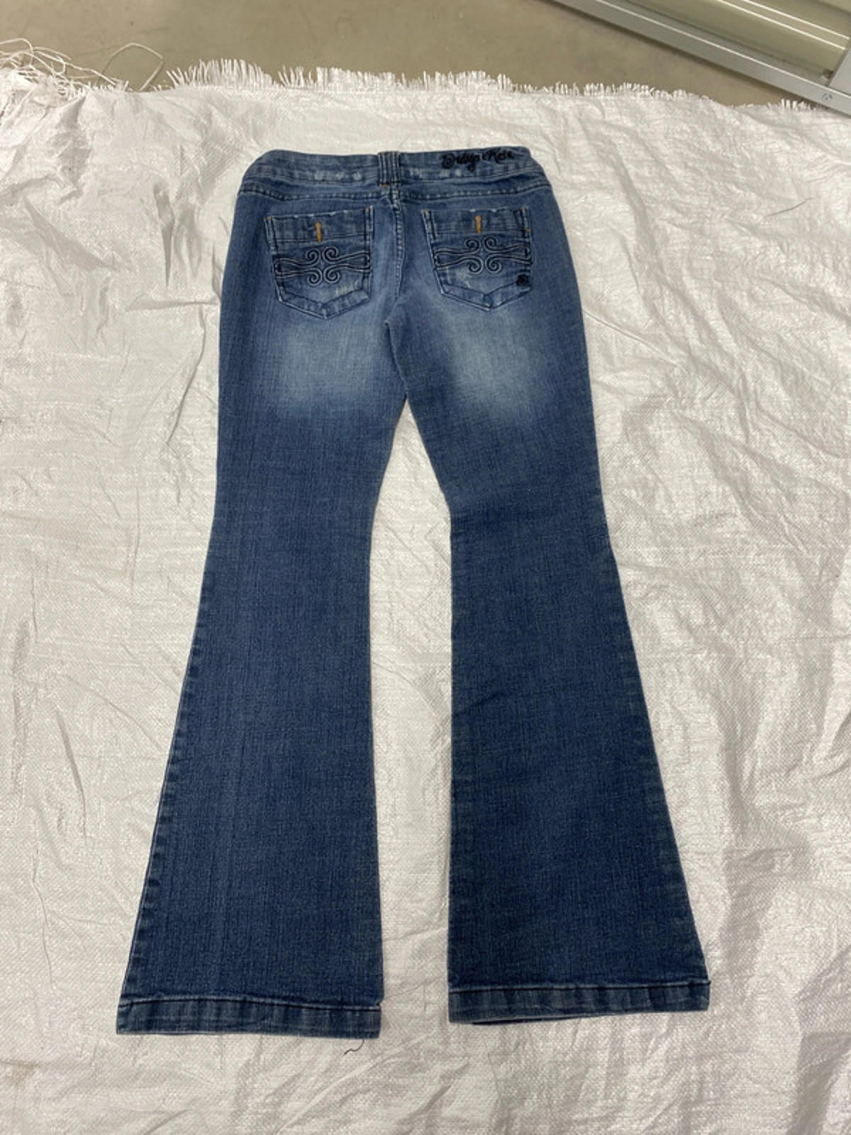 Indigo Rein size 9 slim flared jeans Y2K