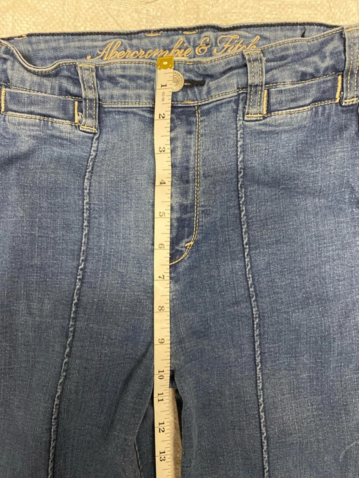 Abercrombie & Fitch Flared Jeans  Size 27.