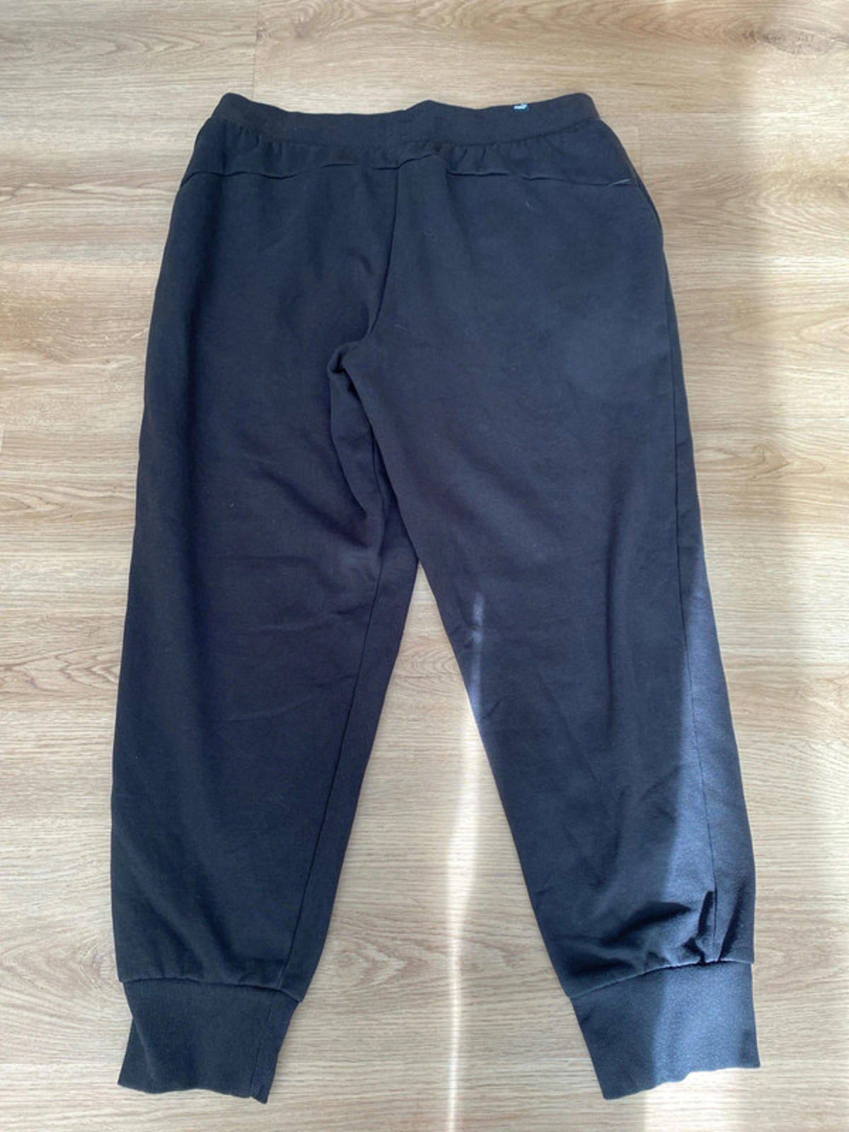 Puma joggers black large