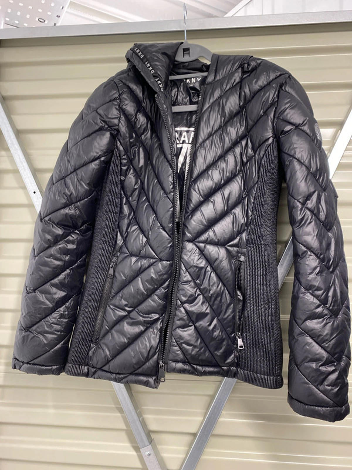 DKNY Puffer coat small