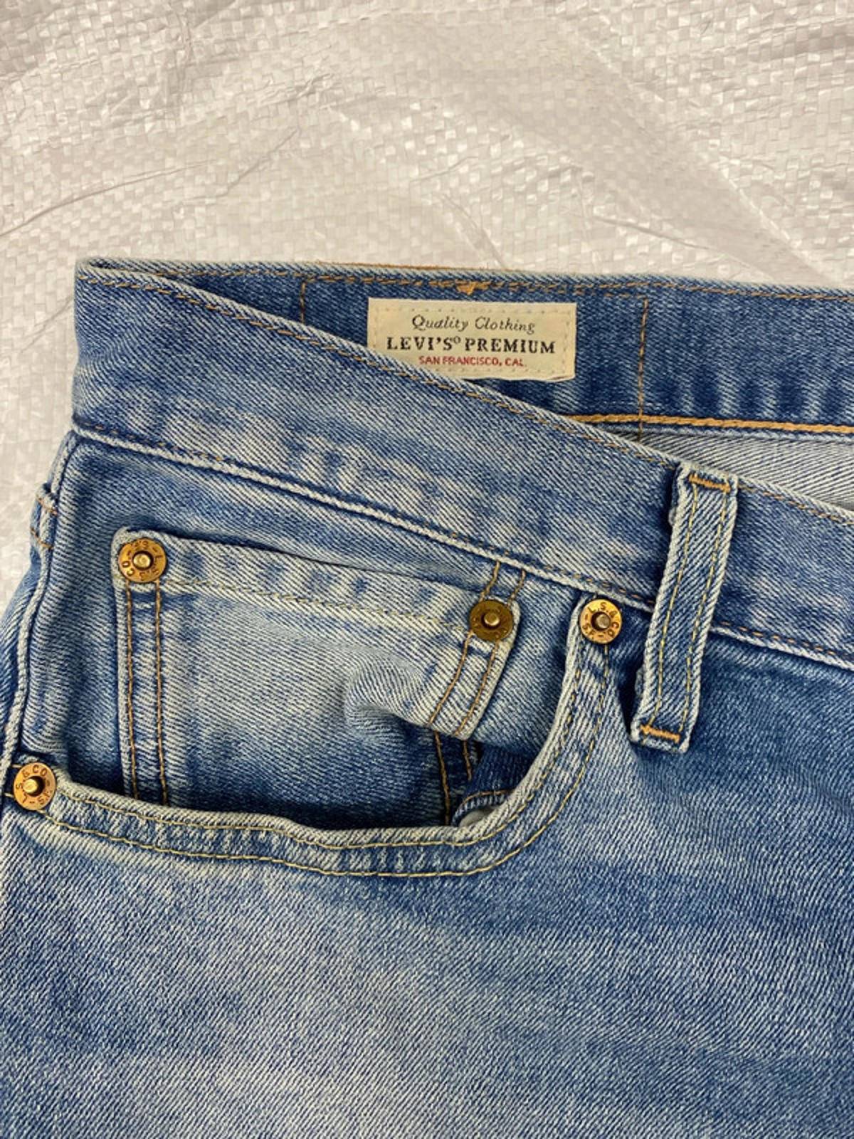 Levi’s premium jeans blue size 32