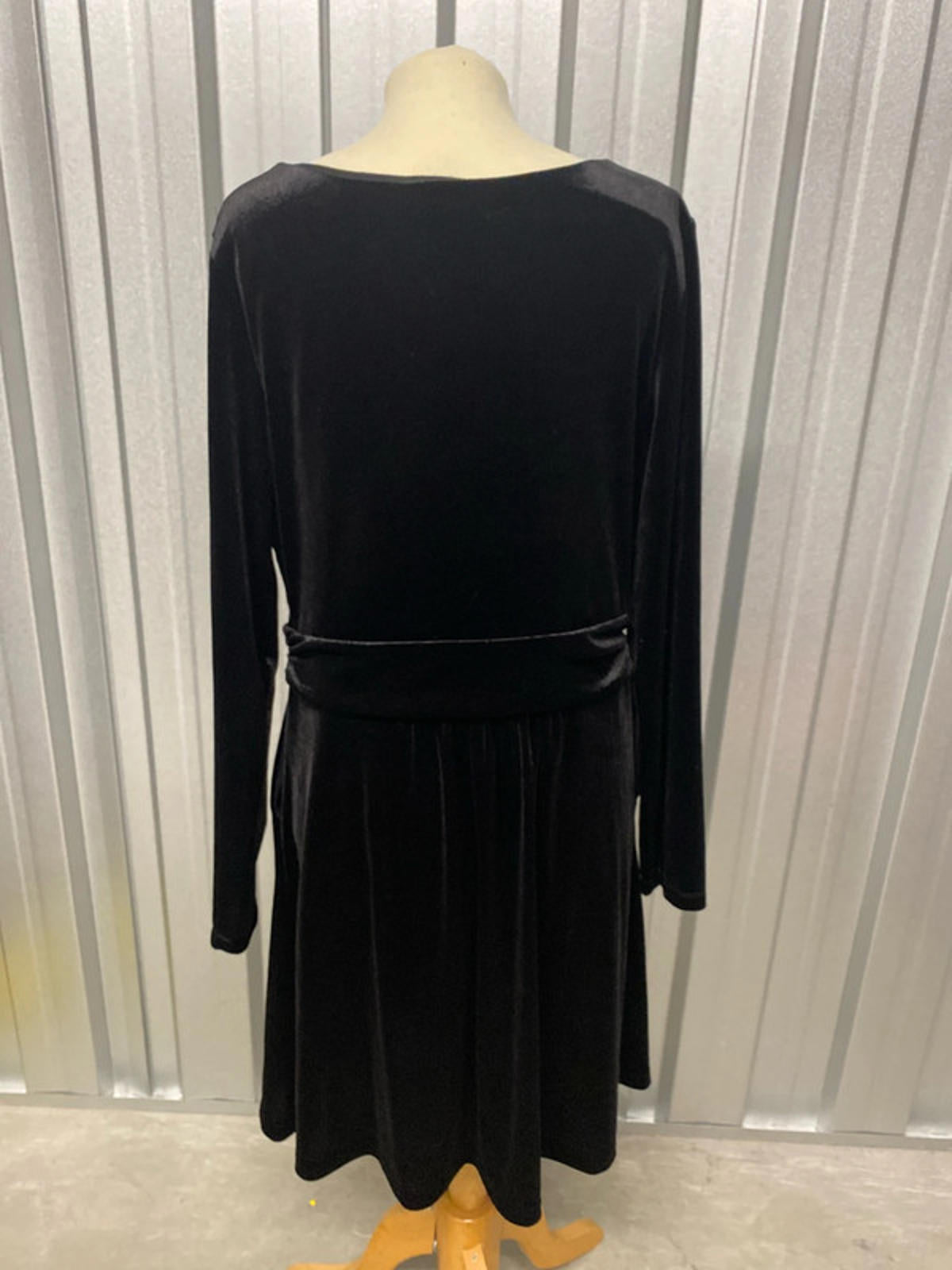 Boden black dress size 16