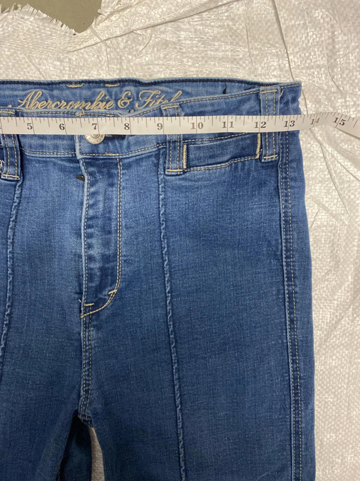 Abercrombie & Fitch Flared Jeans  Size 27.