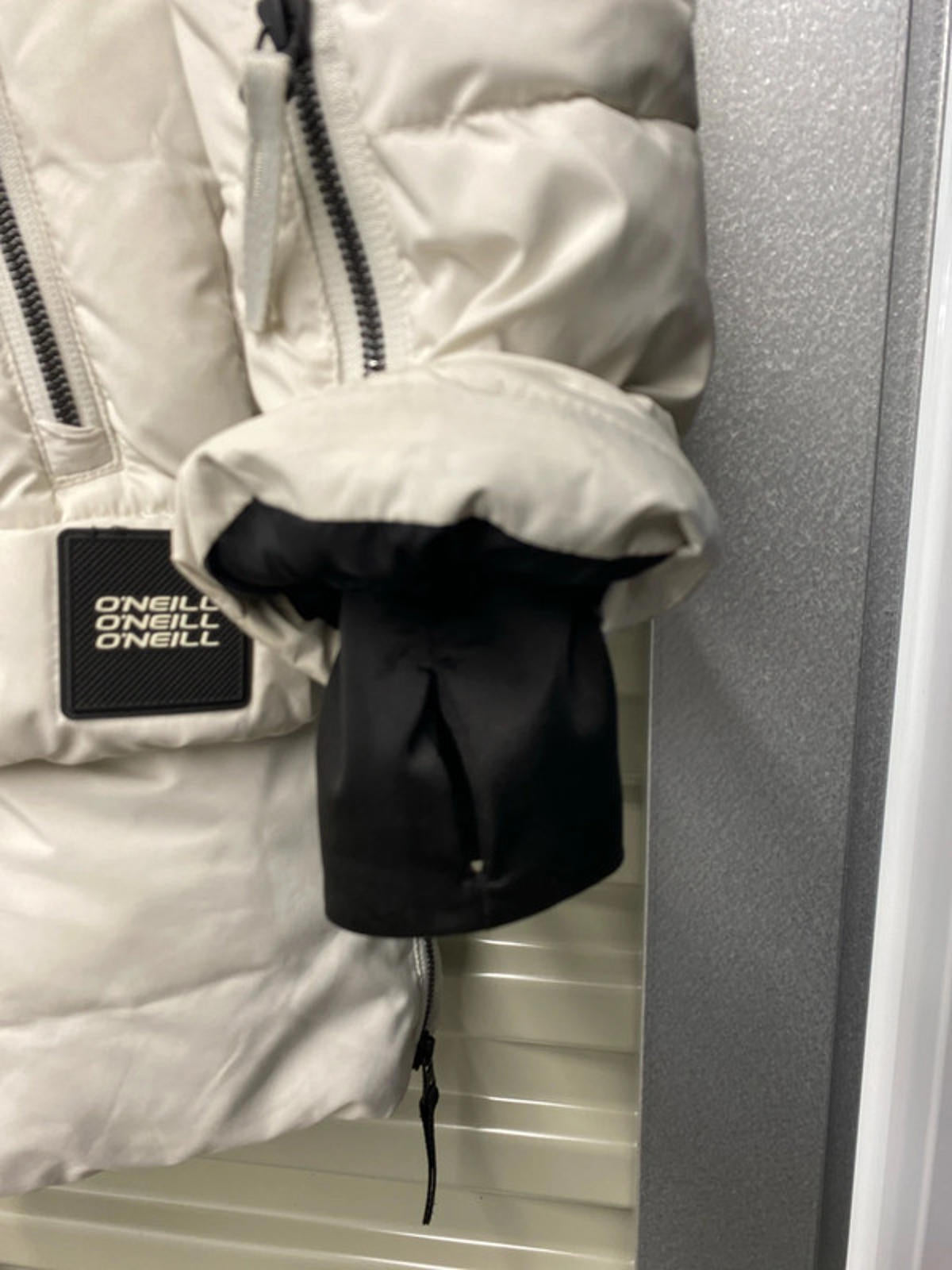 O’Neill Hyperdry  ski jacket / winter coat / puffer coat cream/pink medium