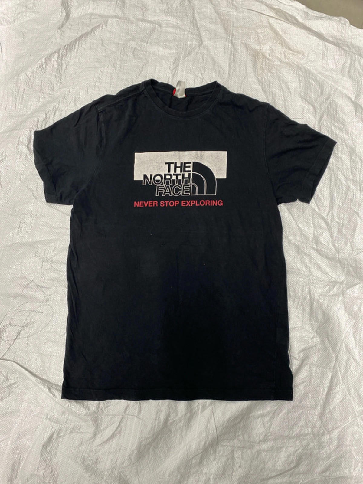 The North Face T shirt. Black. Medium