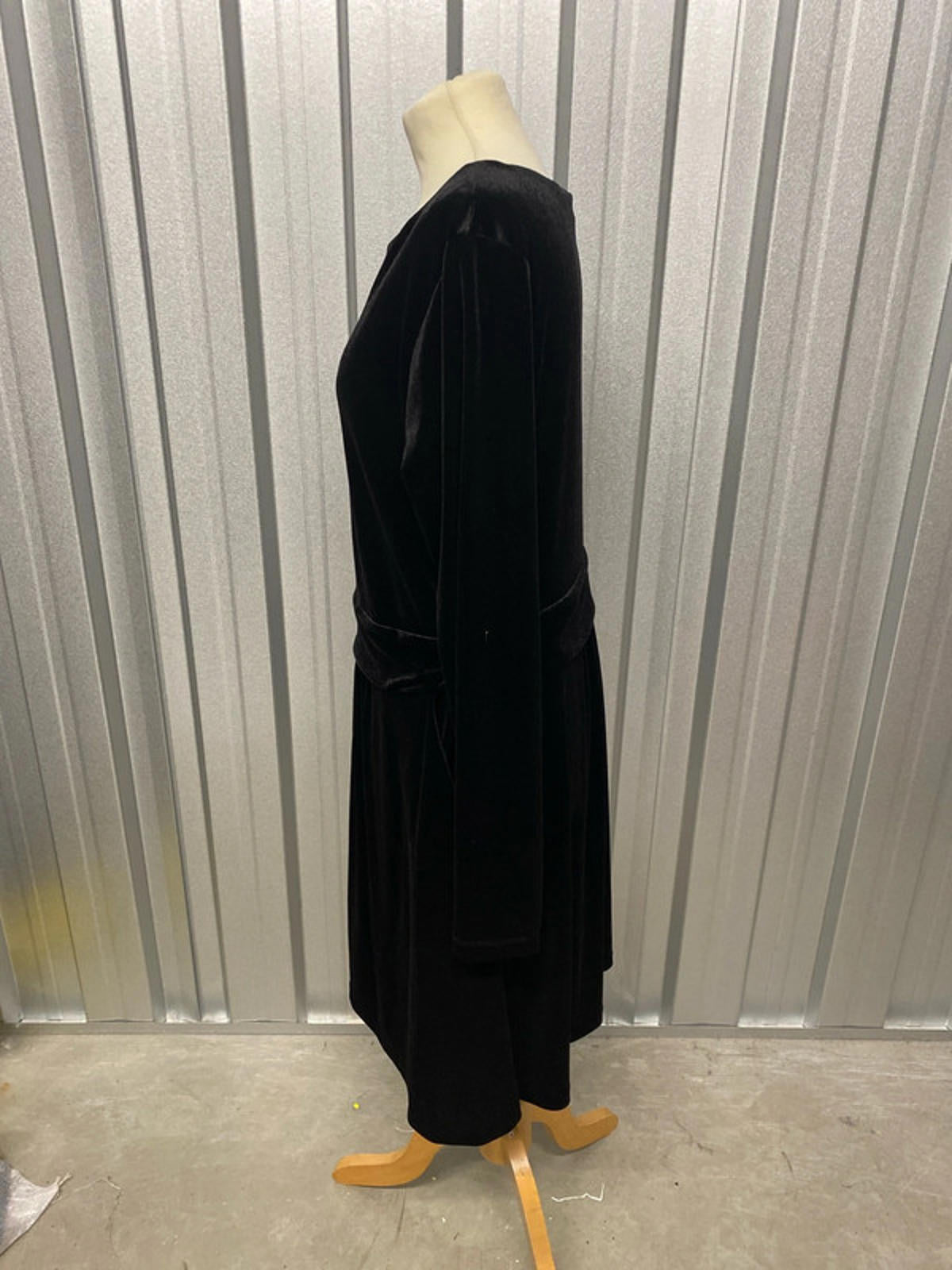 Boden black dress size 16