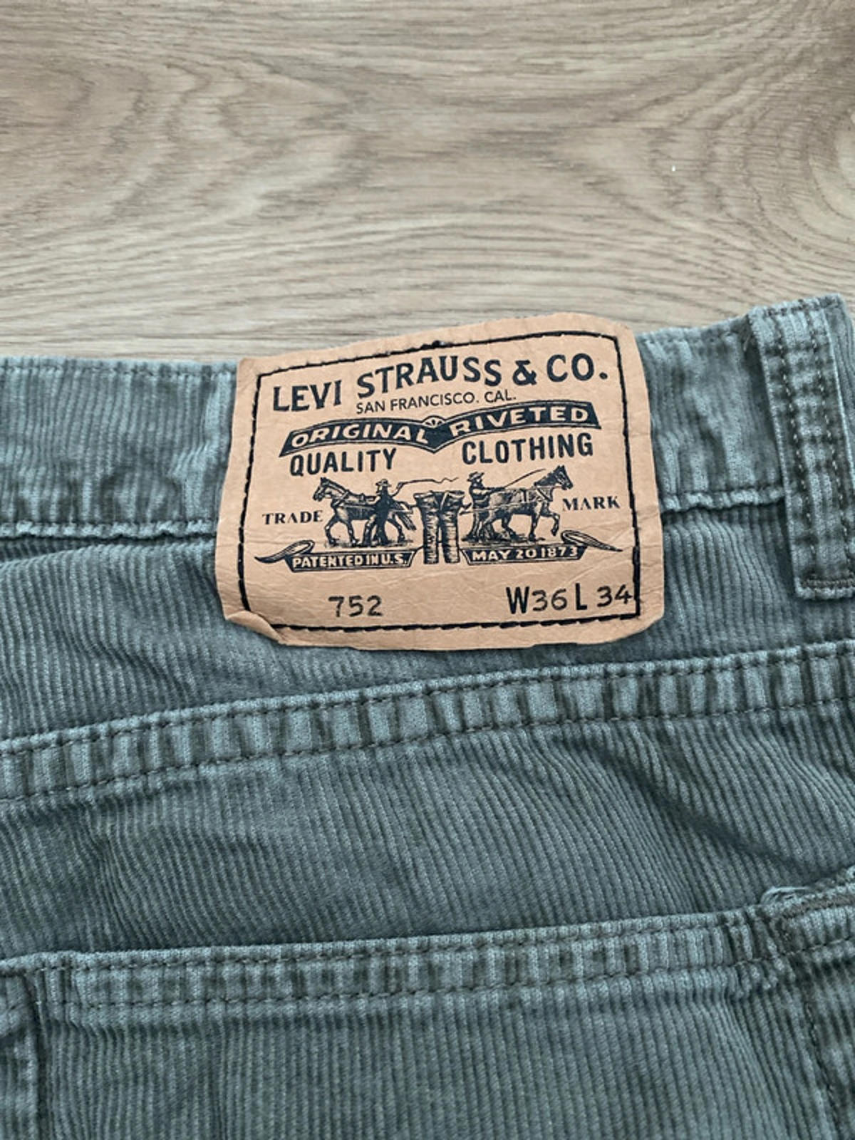 Levi’s Strauss corduroy trousers/ jeans khaki colour  size 36