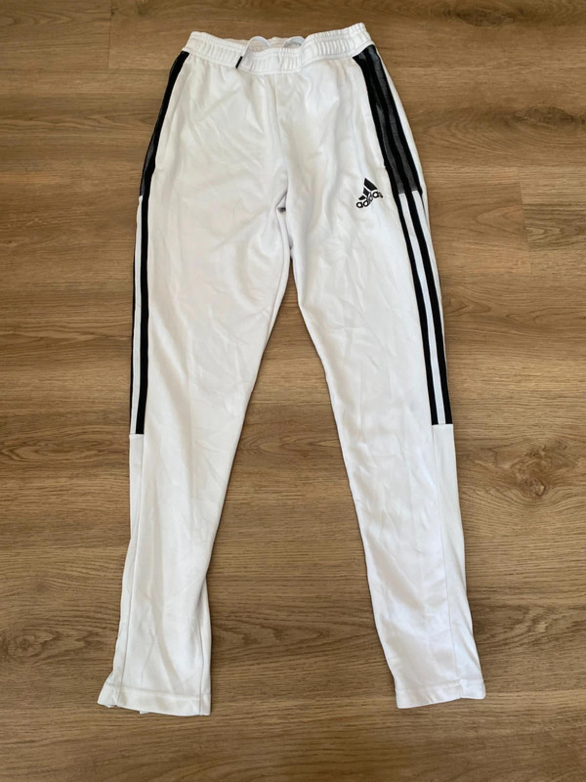 Adidas xs Aero Ready jogging bottoms white and black