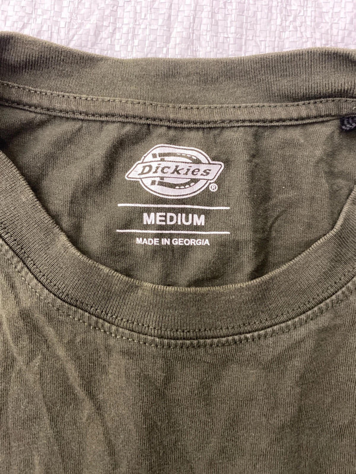 Dickies green medium t-shirt