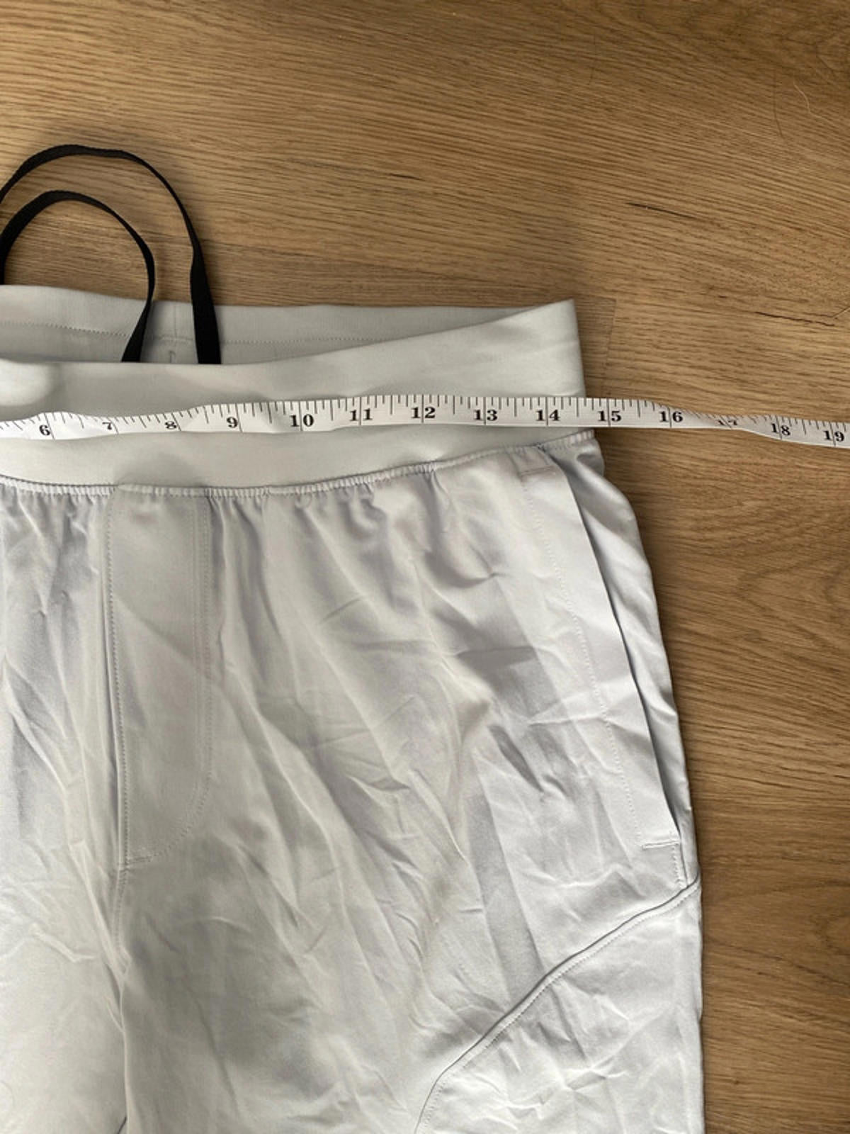 Under Armour loose for joggers medium