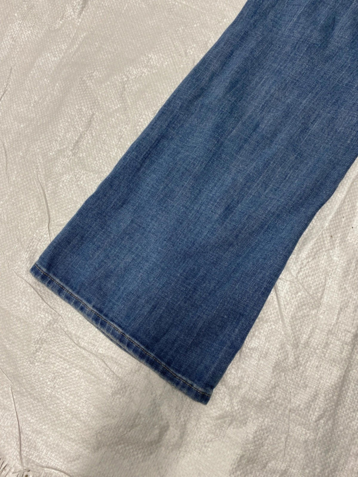 Levi’s Strauss High Rise Boot Cut size 28