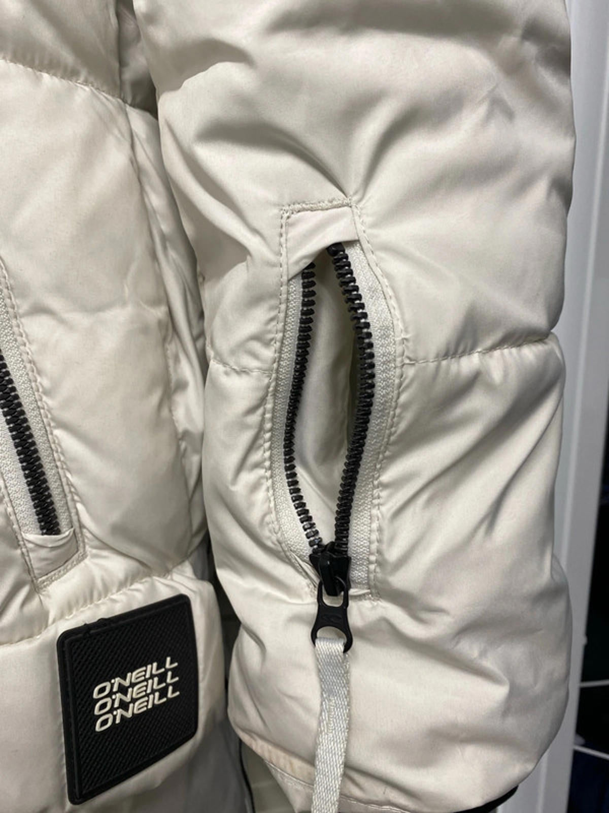 O’Neill Hyperdry  ski jacket / winter coat / puffer coat cream/pink medium