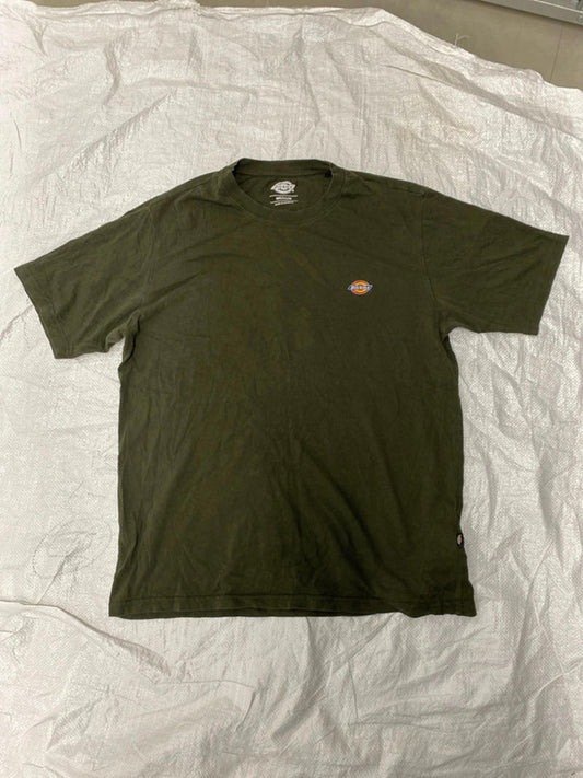 Dickies green medium t-shirt